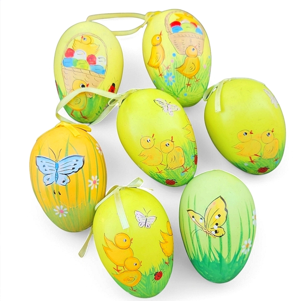 7 Painted Hanging Easter Eggs